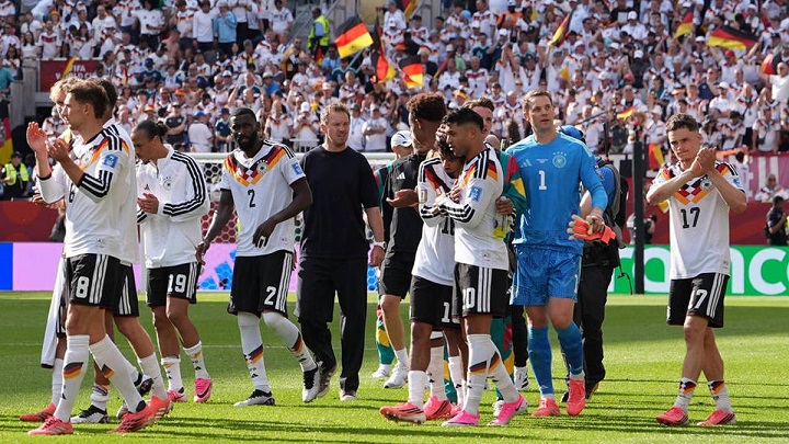 Muitos criticaram o desempenho global de Manuel Neuer desde o seu regresso à seleção alemã